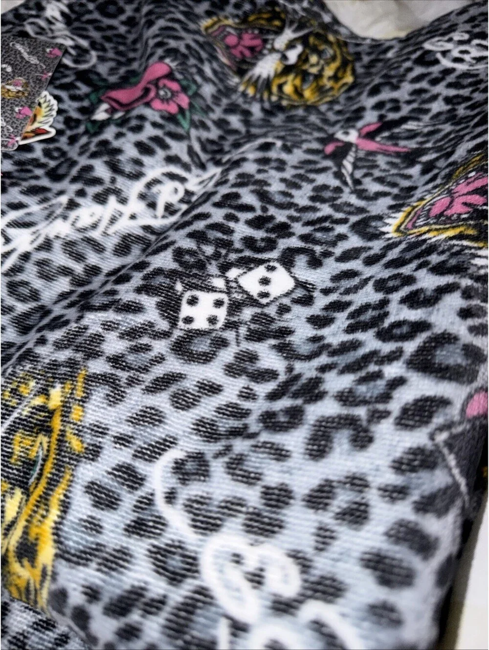 Ed Hardy Bath  Set (2) Towels  Tiger Dice Heart Leopard Print NWT